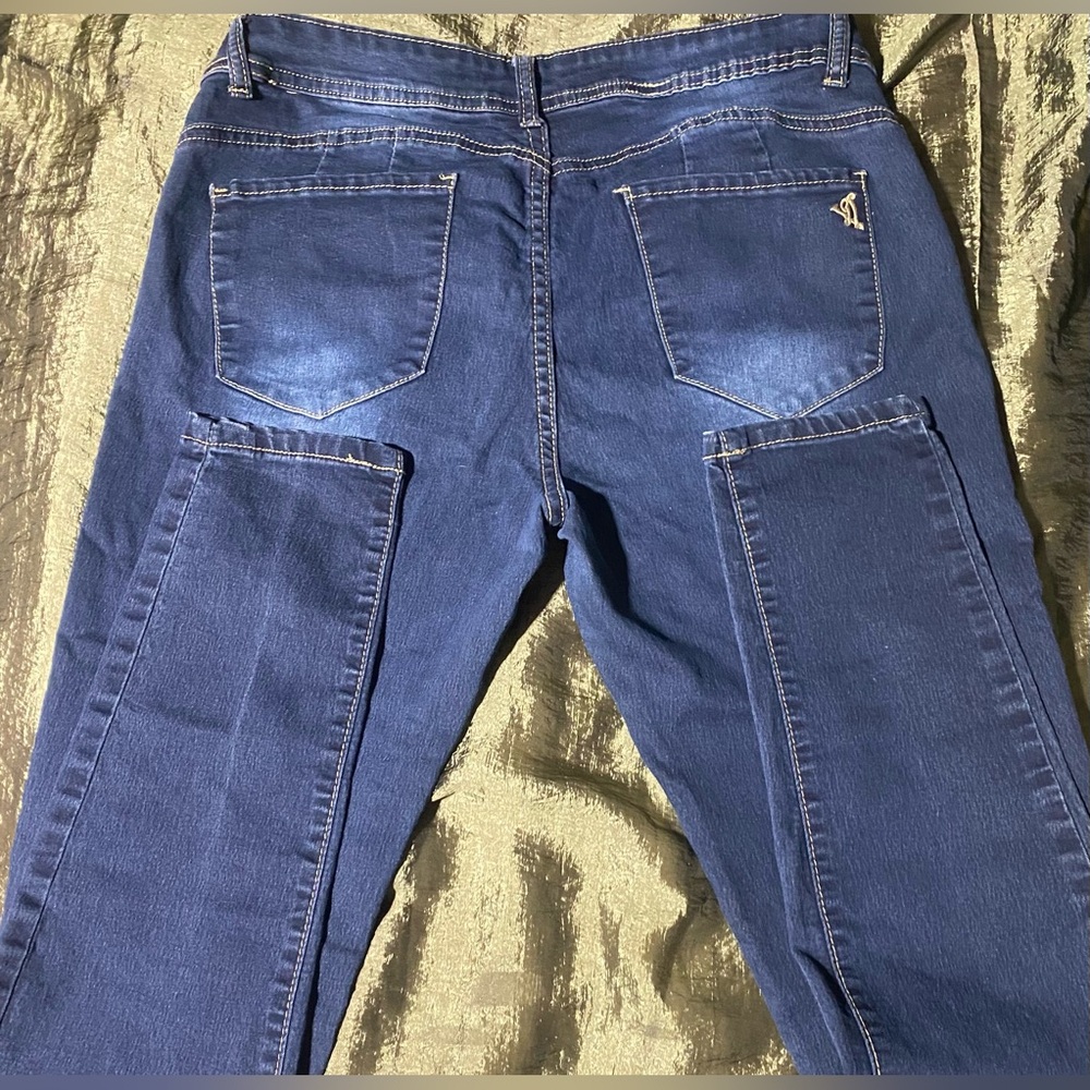 VIP Juniors Dark Wash Skinny Jeans 15/16 - Picture 2 of 13